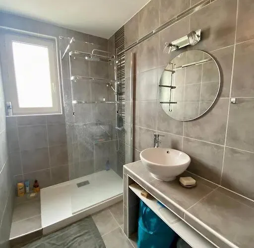 Pontaillac Metairie דירה רויאן